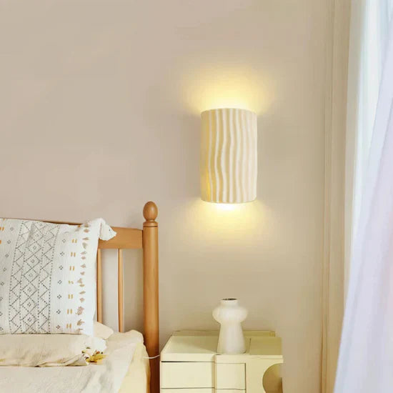 Quaro Elegant Wall Lighting for Indoors