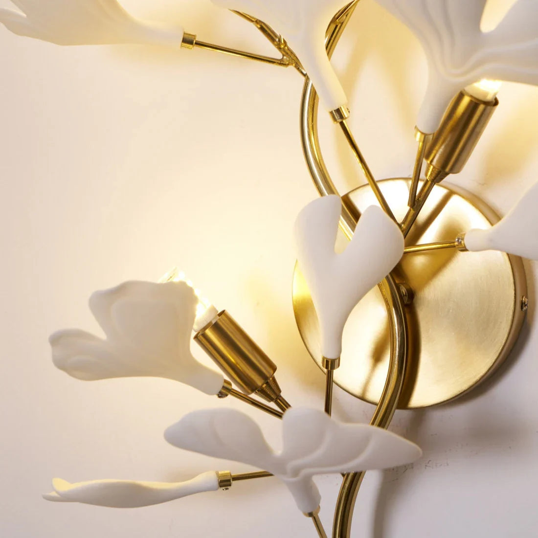Caelia Ceramic Wall Lamp