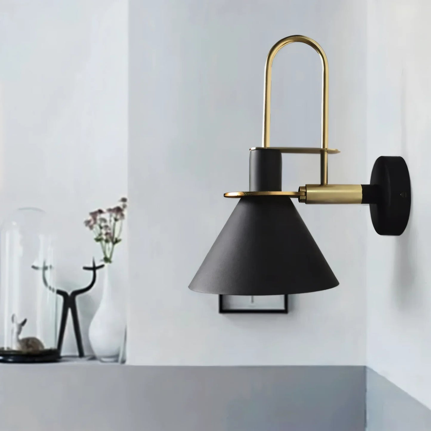 Zoralia Postmodern LED Wall Lamp with Trumpet-Shaped Design