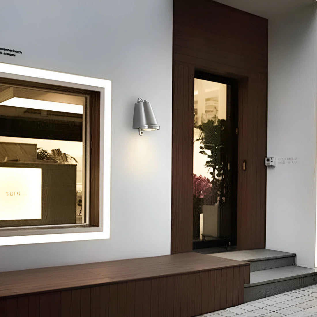 Aureva Minimalist LED Outdoor Wall Lamp