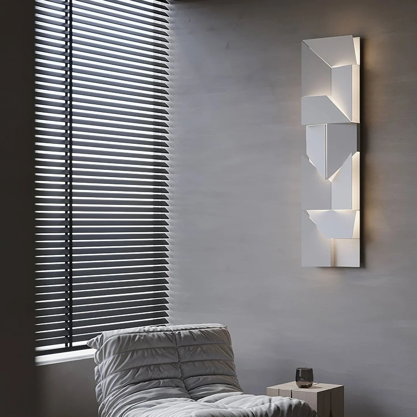 Isara Minimalist Aluminum Wall Lamp
