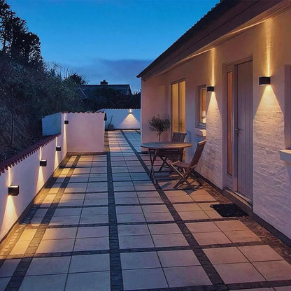 Tiveario Home™ Adjustable Wall Light