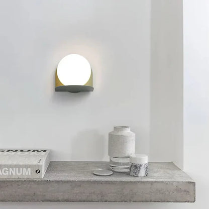 Nikos Macaron wall lamp