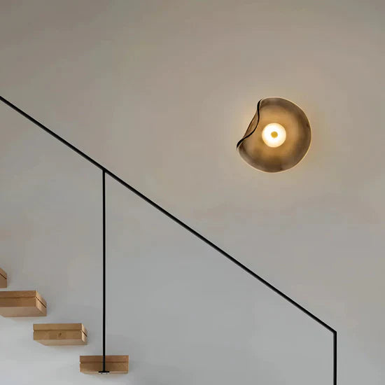 Ephyra Curved Glass Wall Lamp