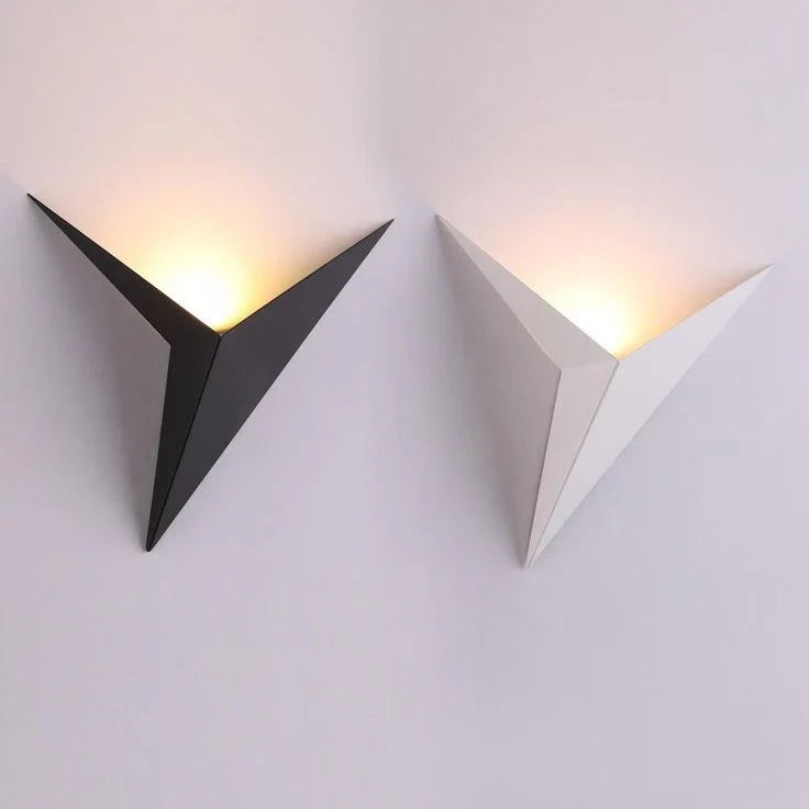 Trigon Wall Light