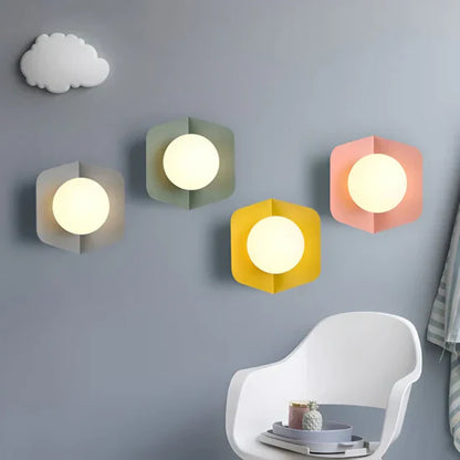 Nikos Macaron wall lamp