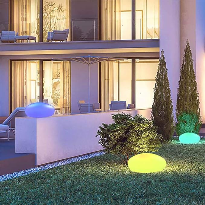 Cobblestone Solar Light