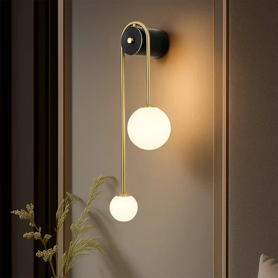 Florania Wall Lamp with Arc-Shaped Design