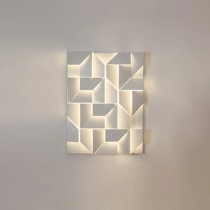 Isara Minimalist Aluminum Wall Lamp
