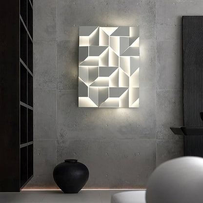 Isara Minimalist Aluminum Wall Lamp