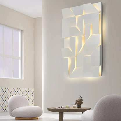 Isara Minimalist Aluminum Wall Lamp