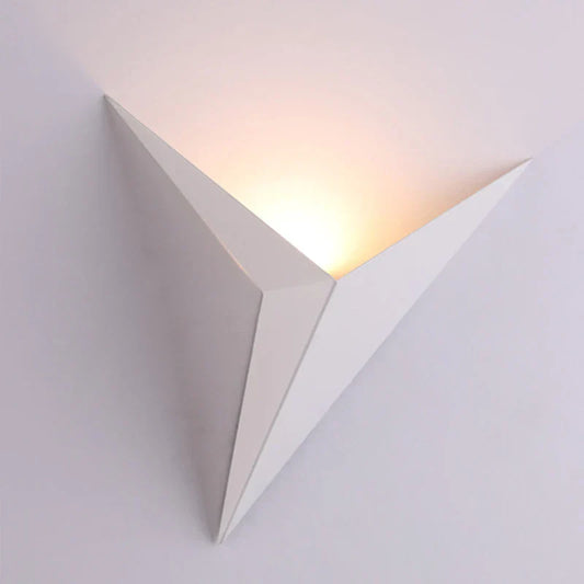 Trigon Wall Light