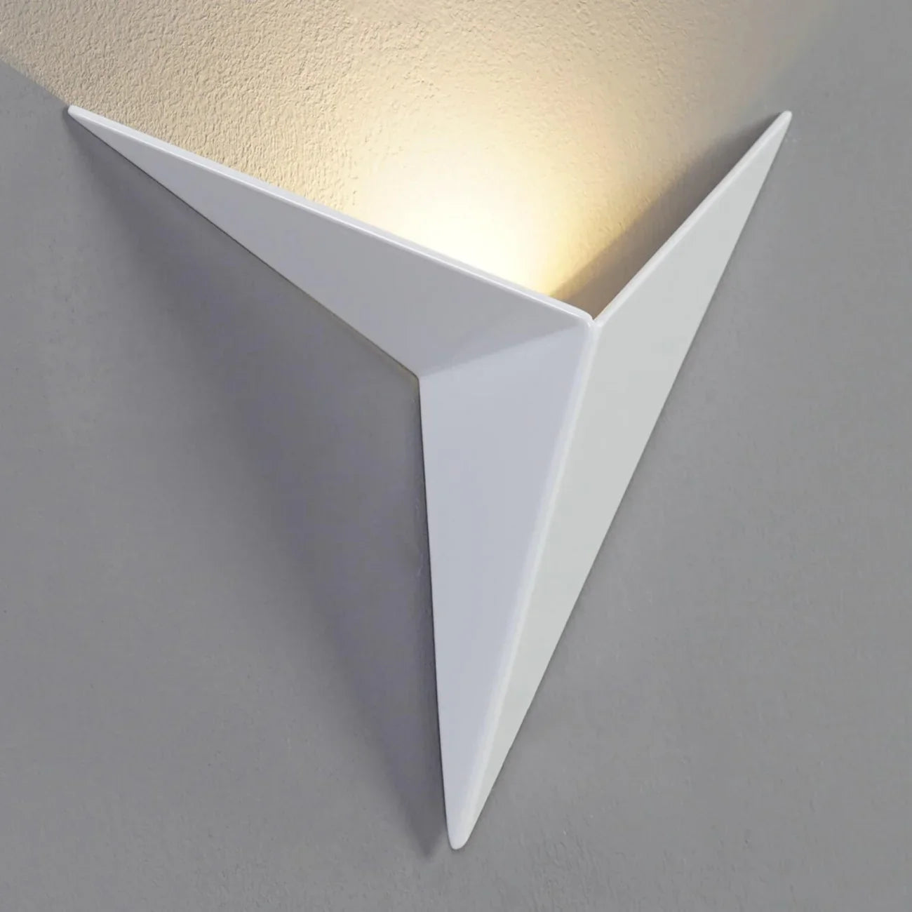 Trigon Wall Light